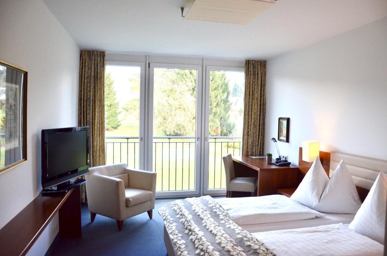 לאונדינג Hotel Alhartinger Hof מראה חיצוני תמונה