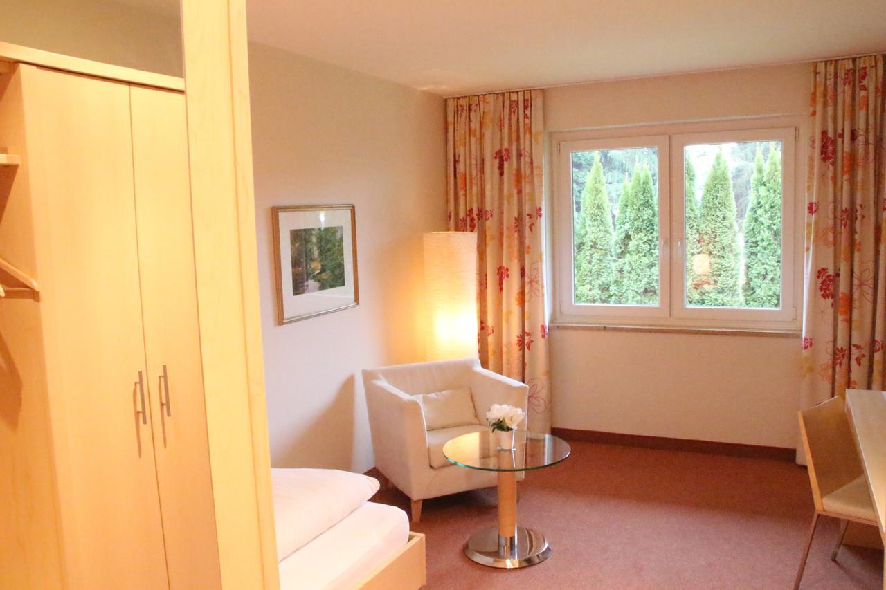 לאונדינג Hotel Alhartinger Hof מראה חיצוני תמונה